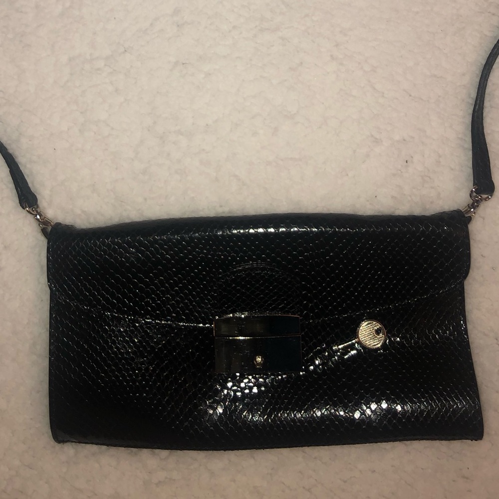 Doncaster Lock and Key purse